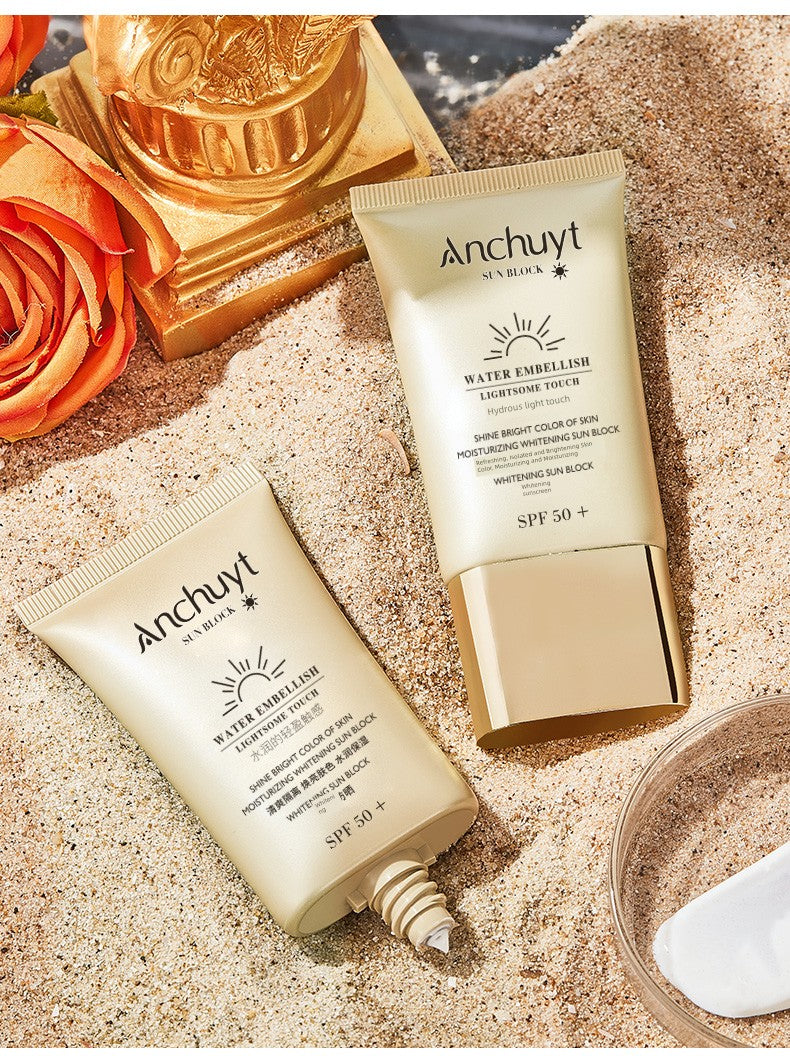 Load image into Gallery viewer, Whitening Sunscreen SPF50+ All-in-One UV Defense, Whitening &amp; Hydration
