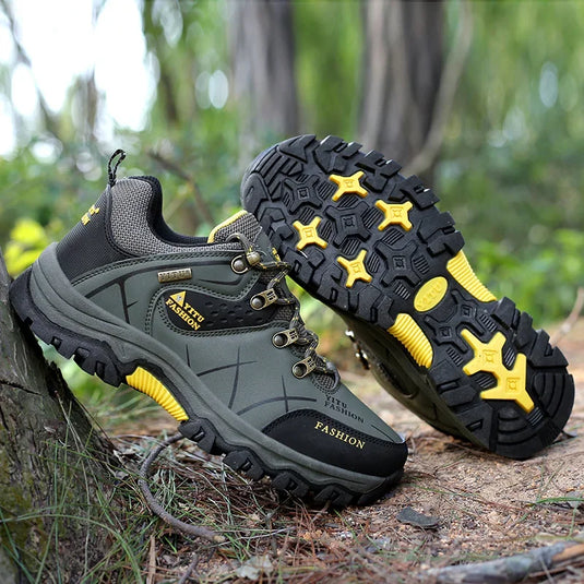 New Men Hiking Shoe Climbing Trekking Men Leather Outdoor Sneakers Male Size 48 Autumn Sports Shoes