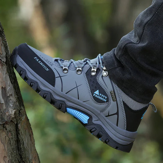 New Men Hiking Shoe Climbing Trekking Men Leather Outdoor Sneakers Male Size 48 Autumn Sports Shoes