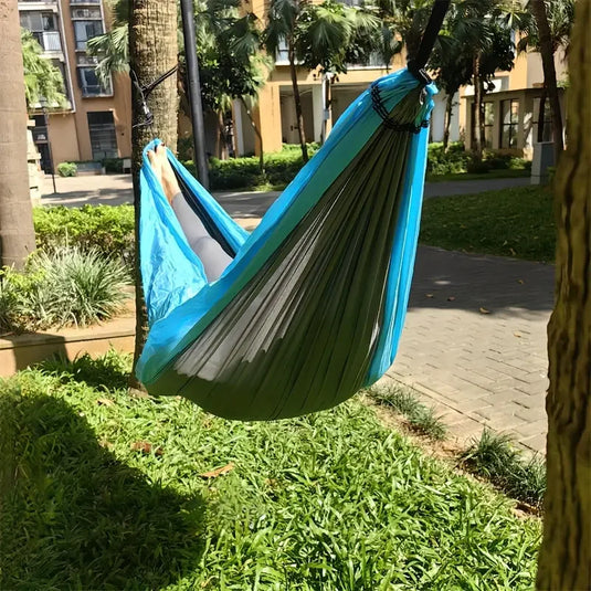 Lightweight Camping Hammock with Tree Straps – Tear-Resistant Nylon Gear for Outdoor & Indoor Use